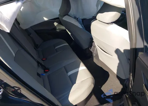 2025 Toyota Camry Se z USA, uszkodzony, nr VIN 4T1DBADK1SU528411